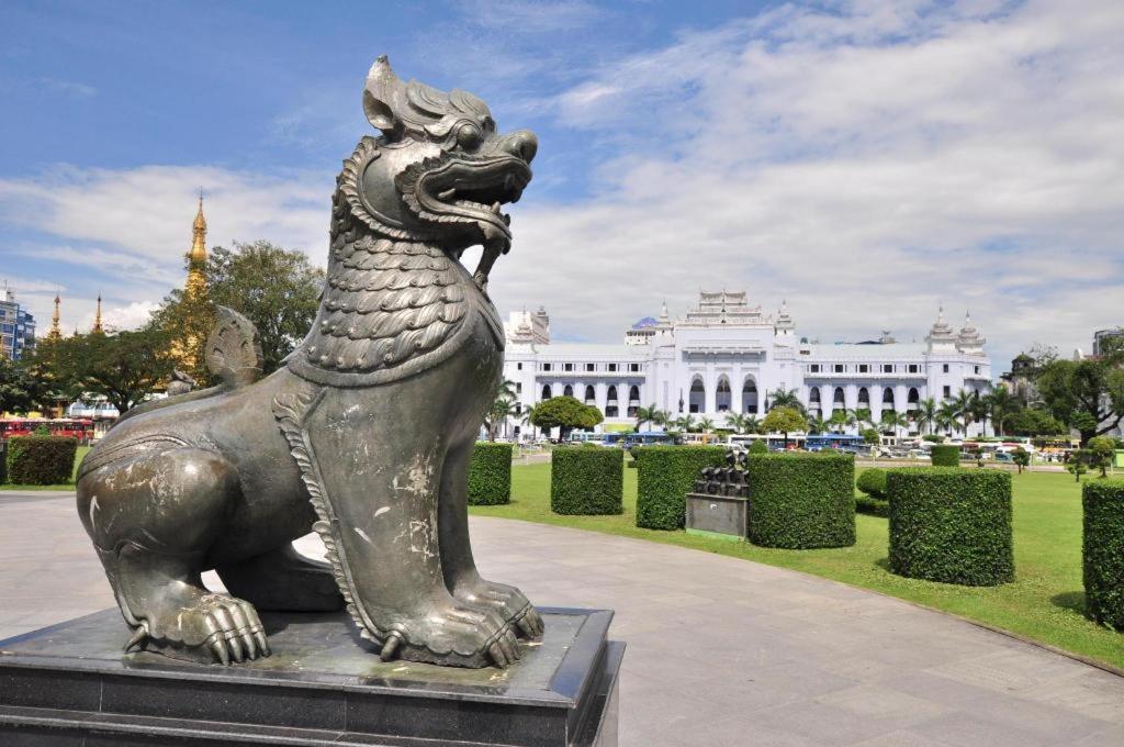 Governor'S Residence, A Belmond Hotel, Янгон Екстериор снимка