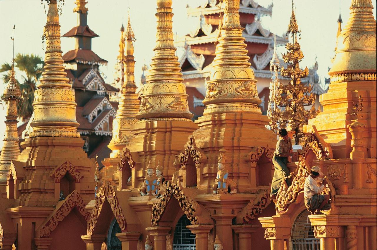 Governor'S Residence, A Belmond Hotel, Янгон Екстериор снимка